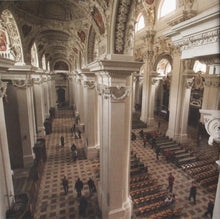Laden Sie das Bild in den Galerie-Viewer, 11811G Glocken und Orgelmusik aus dem Passauer Dom