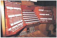 Laden Sie das Bild in den Galerie-Viewer, 10961 Domorganist Albert Schönberger an den Orgeln im Hohen Dom zu Mainz