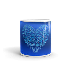 Laden Sie das Bild in den Galerie-Viewer, White glossy mug