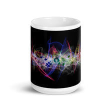 Laden Sie das Bild in den Galerie-Viewer, White glossy mug