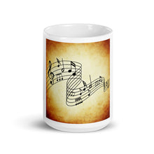 Laden Sie das Bild in den Galerie-Viewer, White glossy mug