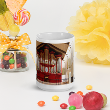 Laden Sie das Bild in den Galerie-Viewer, 15101 BACH VOL. 1 - ORGEL EPISCOPAL CHURCH OF THE TRANSFIGURATION (White glossy mug)