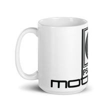 Laden Sie das Bild in den Galerie-Viewer, White glossy mug