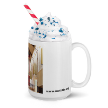 Laden Sie das Bild in den Galerie-Viewer, 15101 BACH VOL. 1 - ORGEL EPISCOPAL CHURCH OF THE TRANSFIGURATION (White glossy mug)