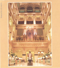 Laden Sie das Bild in den Galerie-Viewer, 60351 The Wanamaker Store Organ - The world&#39;s largest playing pipe organ
